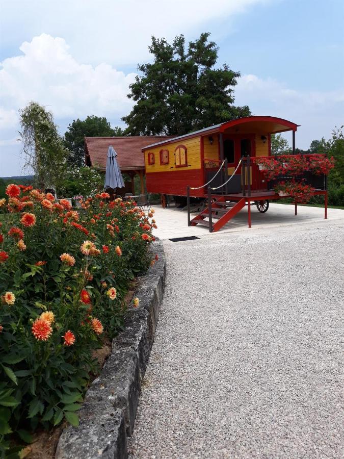 La Roulotte De Bourgogne Villa Brianny Exteriör bild